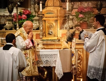 TRADIZIONE: NUOVA MESSA TRIDENTINA A SALERNO